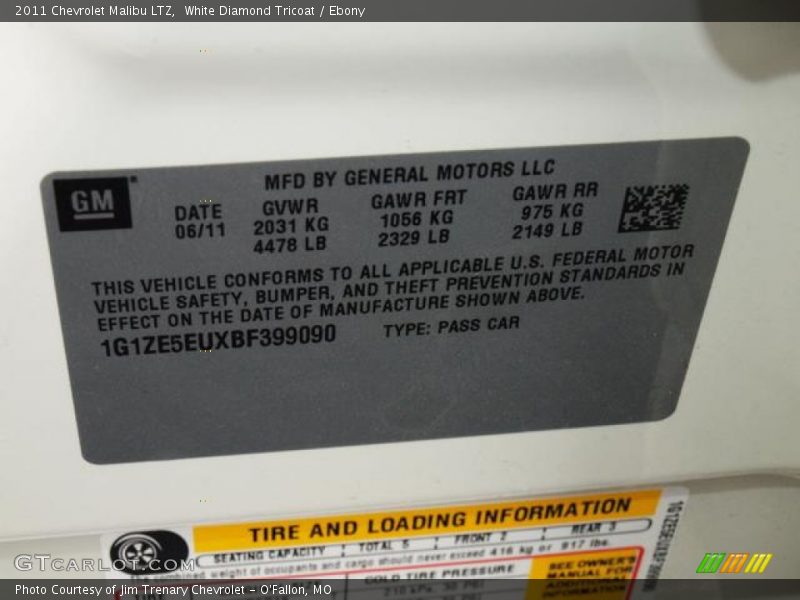 White Diamond Tricoat / Ebony 2011 Chevrolet Malibu LTZ