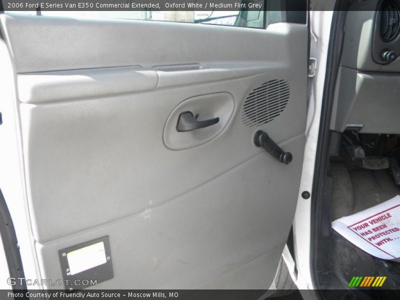 Oxford White / Medium Flint Grey 2006 Ford E Series Van E350 Commercial Extended