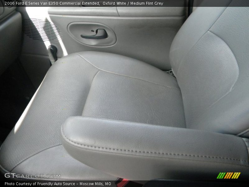 Oxford White / Medium Flint Grey 2006 Ford E Series Van E350 Commercial Extended