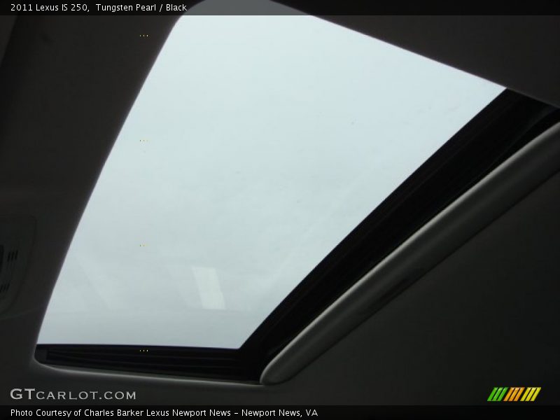 Sunroof of 2011 IS 250