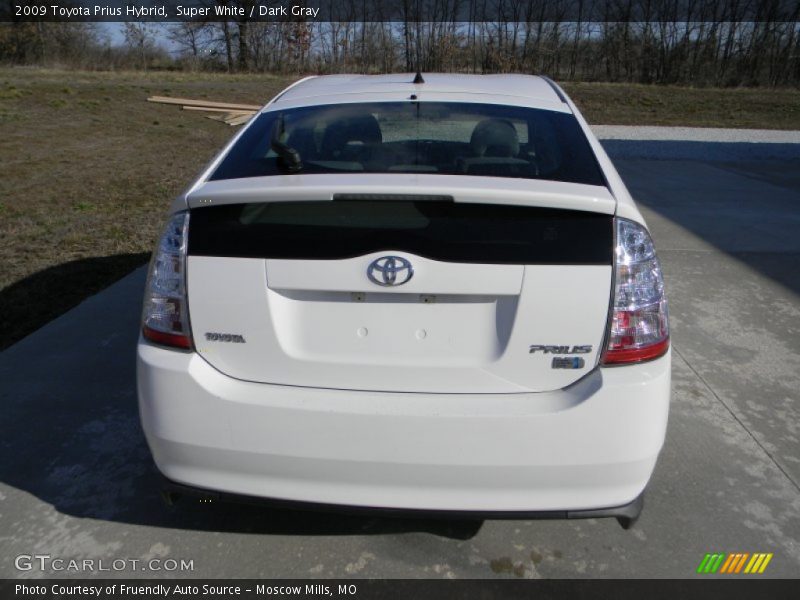 Super White / Dark Gray 2009 Toyota Prius Hybrid