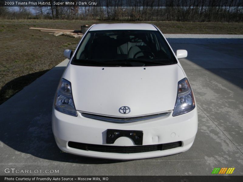 Super White / Dark Gray 2009 Toyota Prius Hybrid