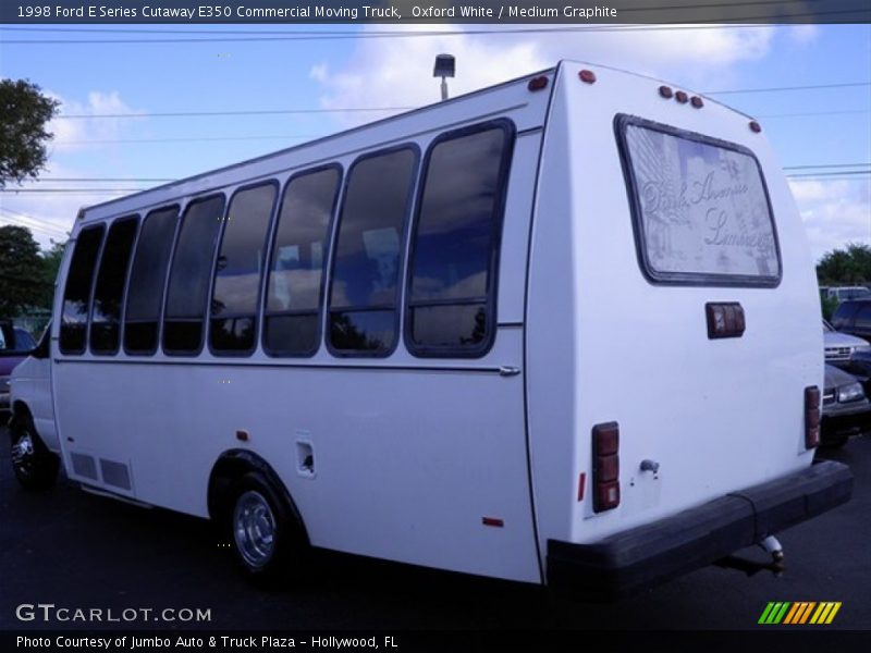 Oxford White / Medium Graphite 1998 Ford E Series Cutaway E350 Commercial Moving Truck
