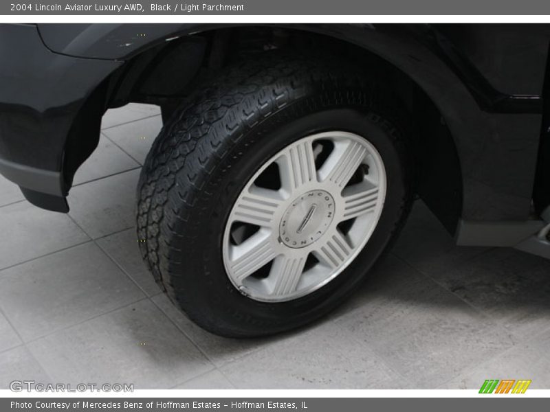 Black / Light Parchment 2004 Lincoln Aviator Luxury AWD