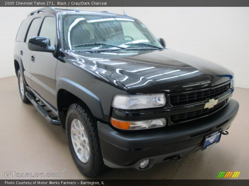 Black / Gray/Dark Charcoal 2005 Chevrolet Tahoe Z71