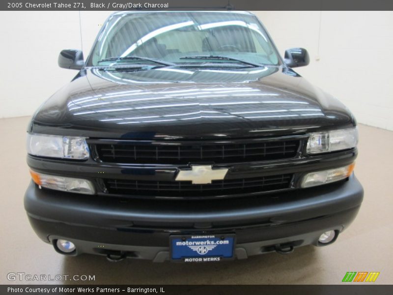 Black / Gray/Dark Charcoal 2005 Chevrolet Tahoe Z71
