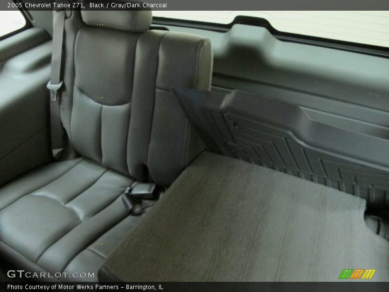 Black / Gray/Dark Charcoal 2005 Chevrolet Tahoe Z71