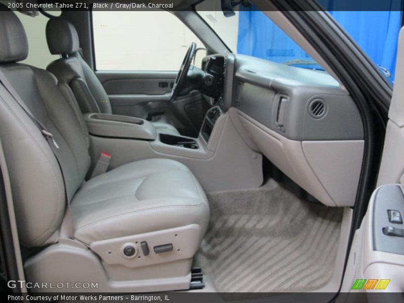Black / Gray/Dark Charcoal 2005 Chevrolet Tahoe Z71