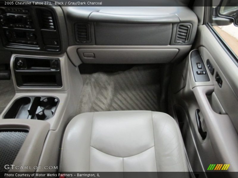 Black / Gray/Dark Charcoal 2005 Chevrolet Tahoe Z71