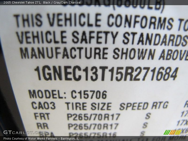 Black / Gray/Dark Charcoal 2005 Chevrolet Tahoe Z71