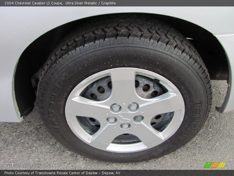 Ultra Silver Metallic / Graphite 2004 Chevrolet Cavalier LS Coupe