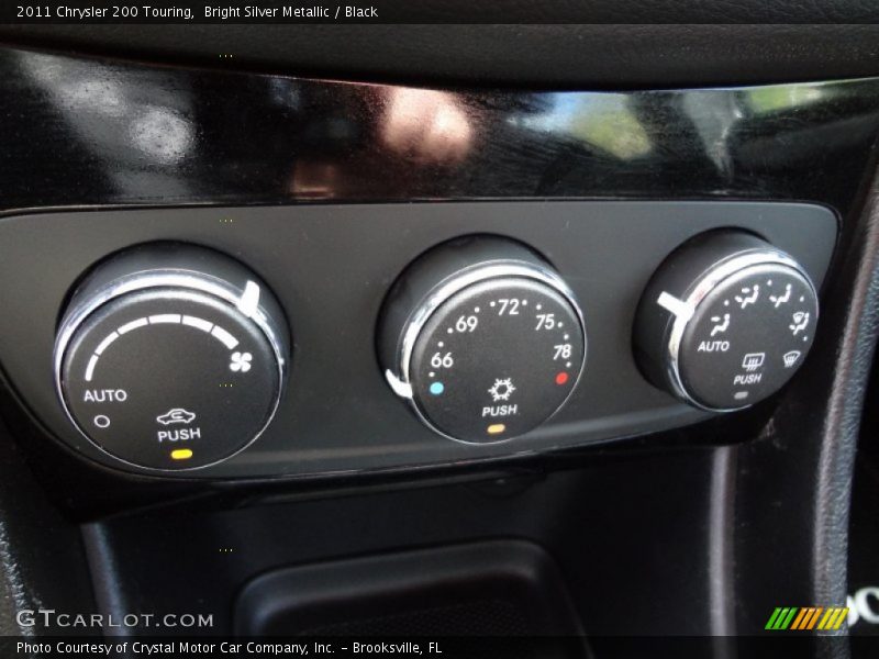 Bright Silver Metallic / Black 2011 Chrysler 200 Touring
