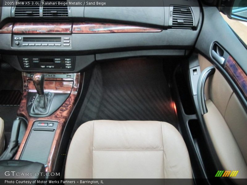 Kalahari Beige Metallic / Sand Beige 2005 BMW X5 3.0i