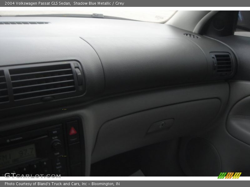 Shadow Blue Metallic / Grey 2004 Volkswagen Passat GLS Sedan
