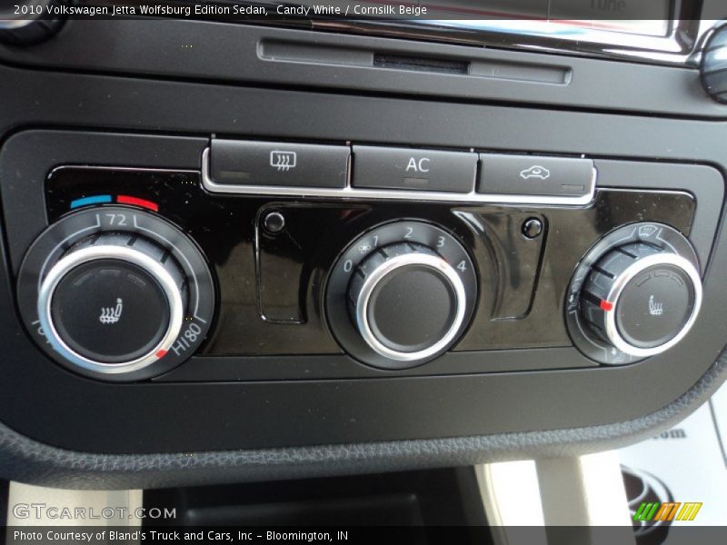 Controls of 2010 Jetta Wolfsburg Edition Sedan