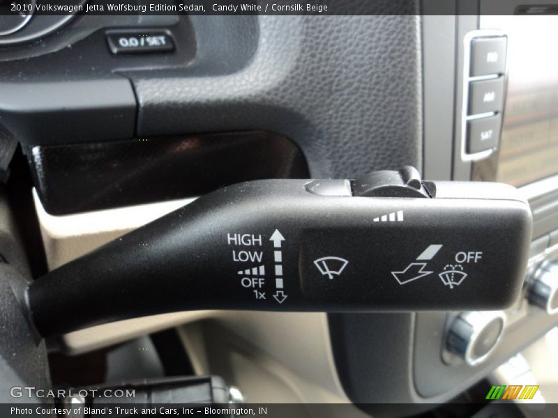 Controls of 2010 Jetta Wolfsburg Edition Sedan