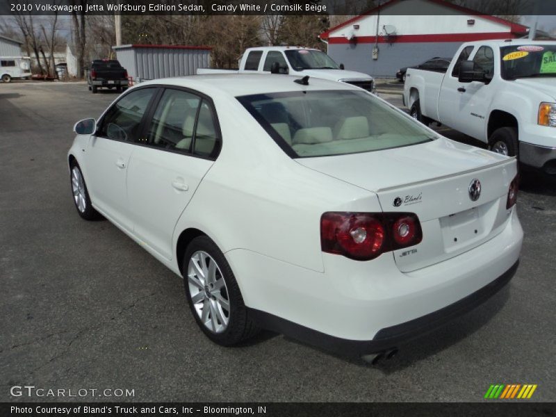 Candy White / Cornsilk Beige 2010 Volkswagen Jetta Wolfsburg Edition Sedan