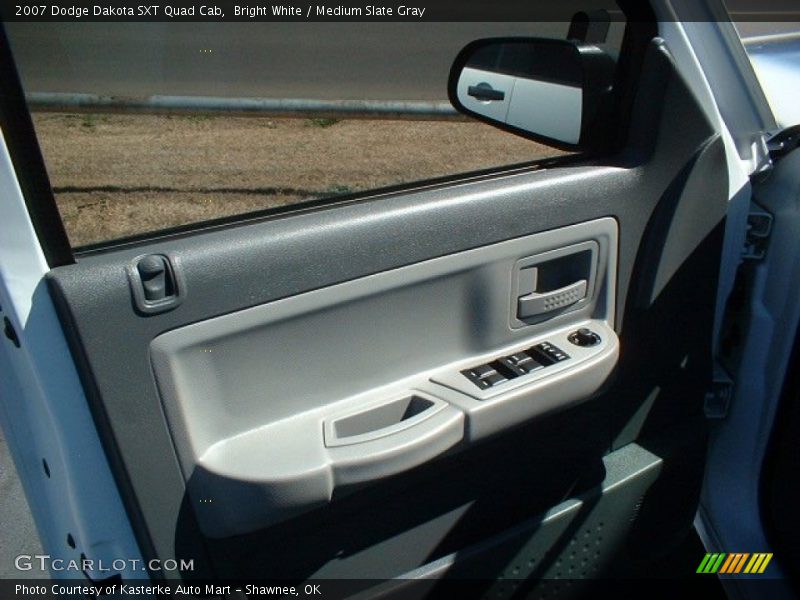 Bright White / Medium Slate Gray 2007 Dodge Dakota SXT Quad Cab
