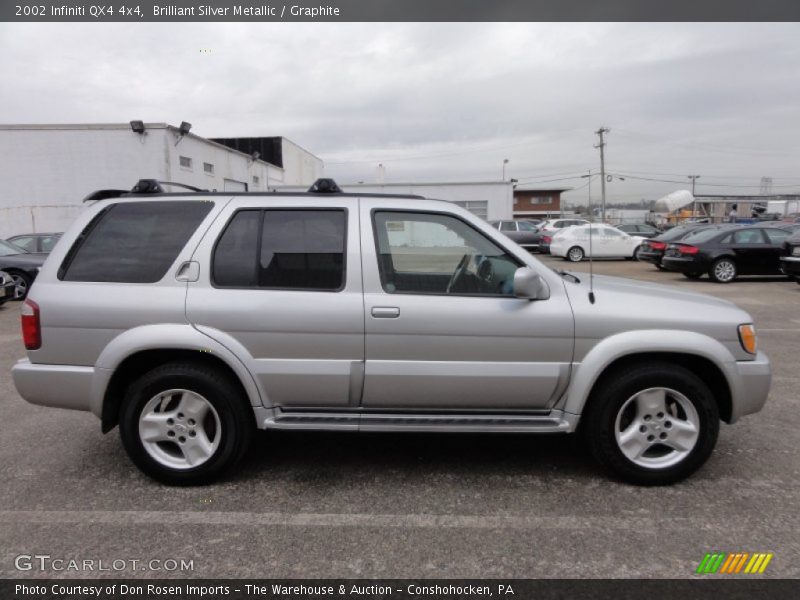 Brilliant Silver Metallic / Graphite 2002 Infiniti QX4 4x4