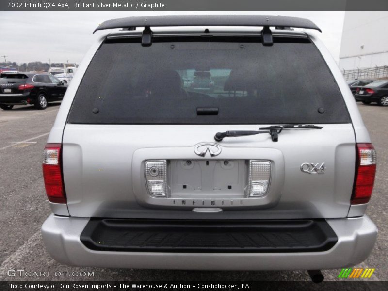 Brilliant Silver Metallic / Graphite 2002 Infiniti QX4 4x4