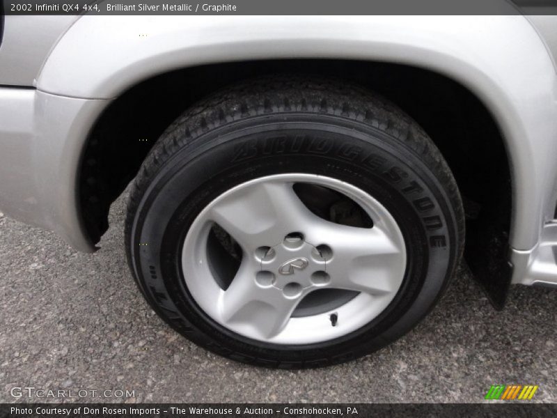 Brilliant Silver Metallic / Graphite 2002 Infiniti QX4 4x4