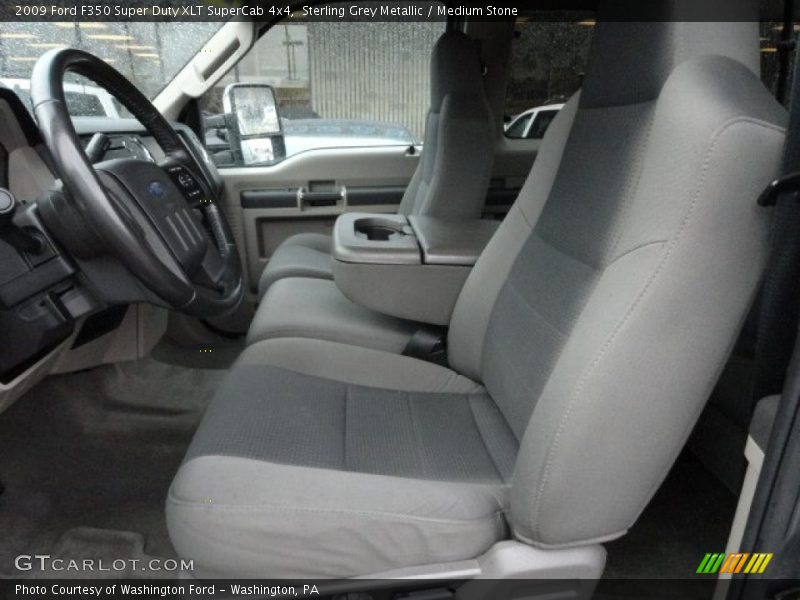 Front Seat of 2009 F350 Super Duty XLT SuperCab 4x4
