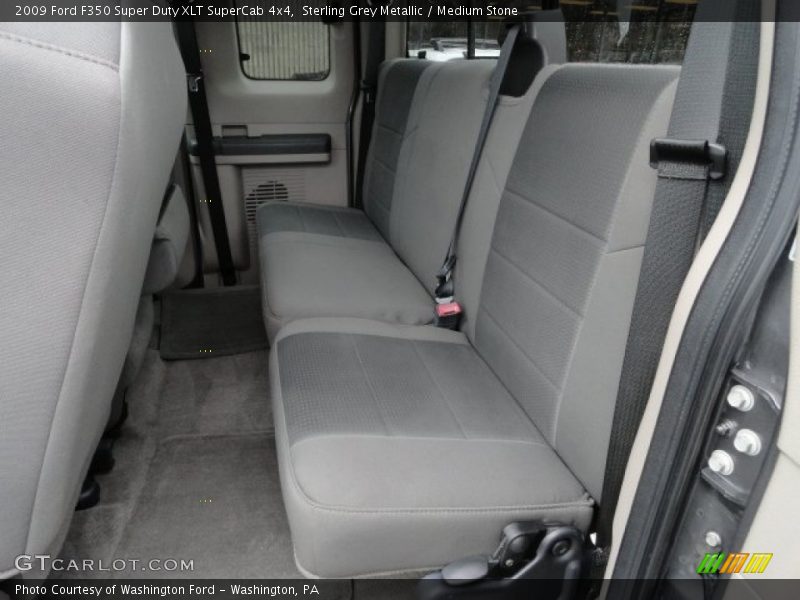 Rear Seat of 2009 F350 Super Duty XLT SuperCab 4x4