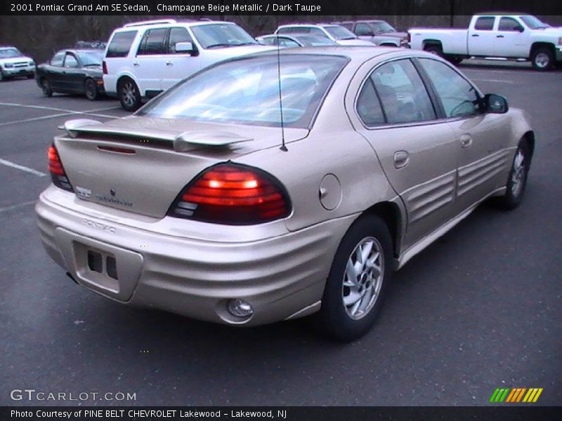 Champagne Beige Metallic / Dark Taupe 2001 Pontiac Grand Am SE Sedan