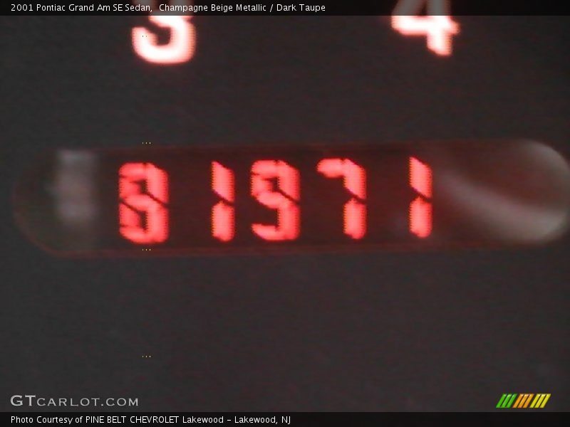 Champagne Beige Metallic / Dark Taupe 2001 Pontiac Grand Am SE Sedan