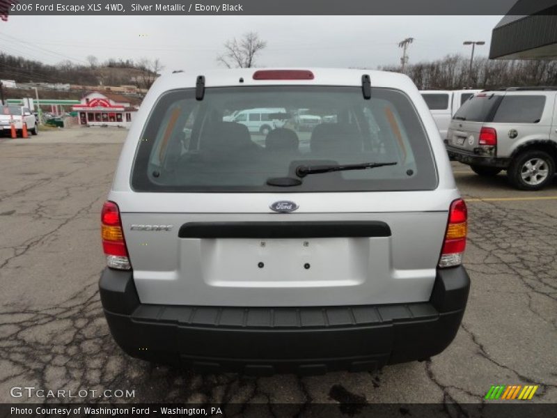 Silver Metallic / Ebony Black 2006 Ford Escape XLS 4WD
