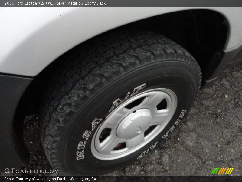 Silver Metallic / Ebony Black 2006 Ford Escape XLS 4WD