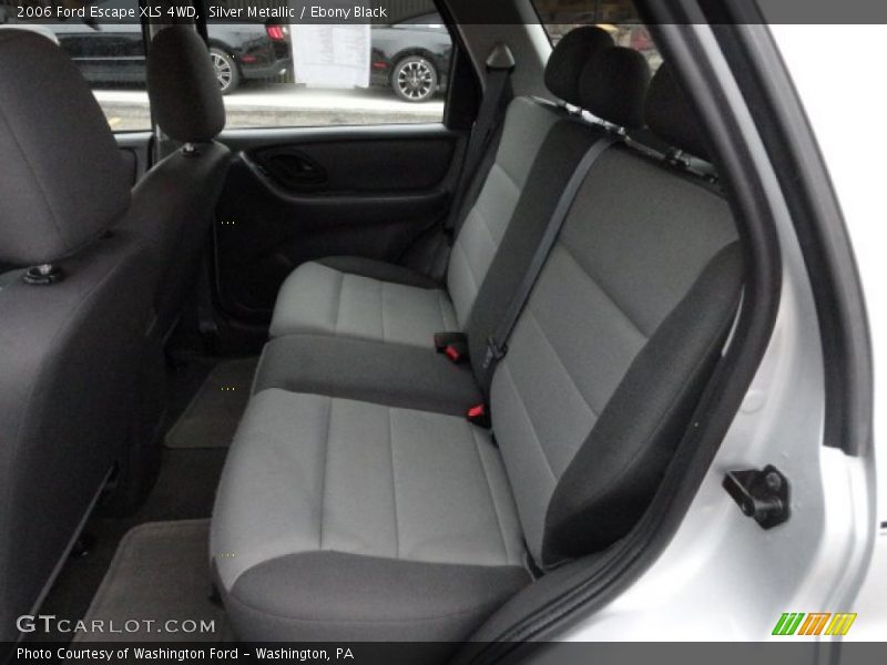 Silver Metallic / Ebony Black 2006 Ford Escape XLS 4WD