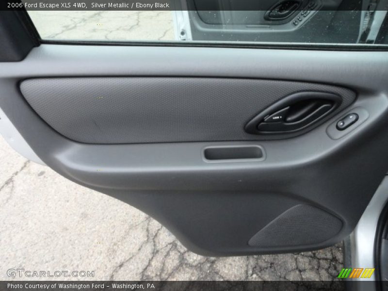 Silver Metallic / Ebony Black 2006 Ford Escape XLS 4WD