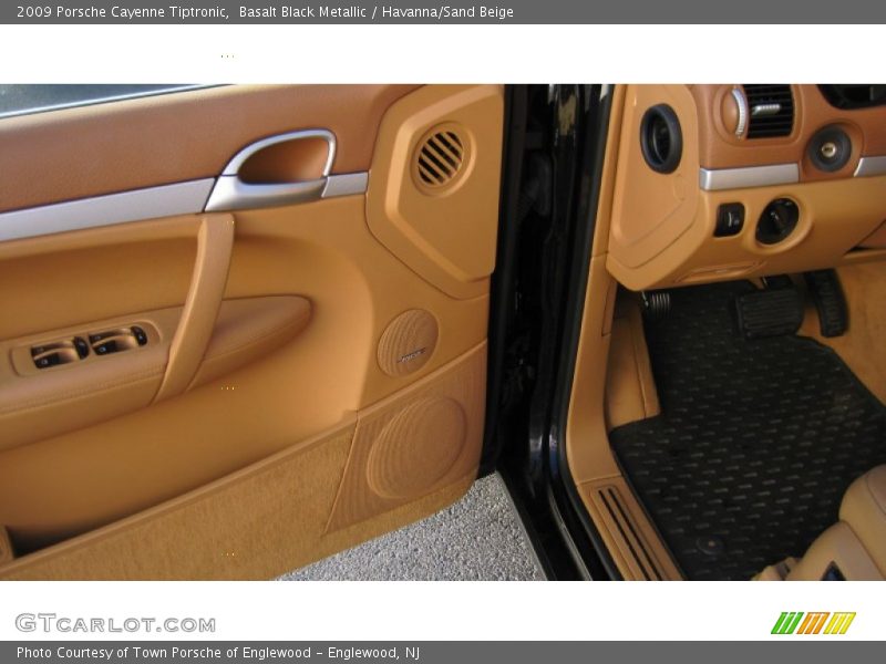 Basalt Black Metallic / Havanna/Sand Beige 2009 Porsche Cayenne Tiptronic