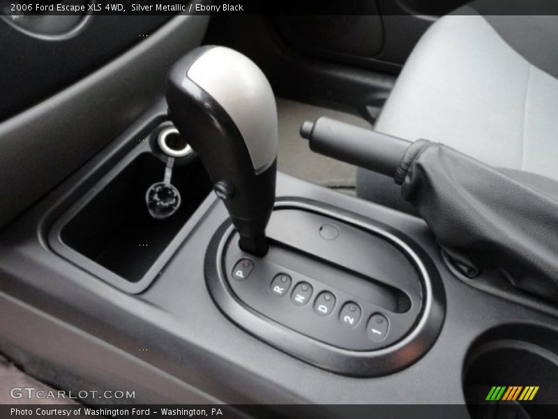 Silver Metallic / Ebony Black 2006 Ford Escape XLS 4WD