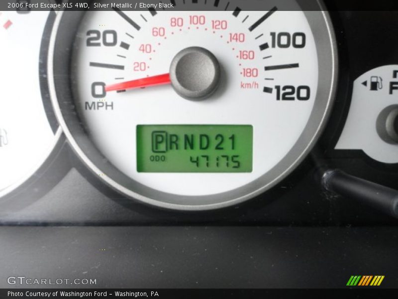 Silver Metallic / Ebony Black 2006 Ford Escape XLS 4WD