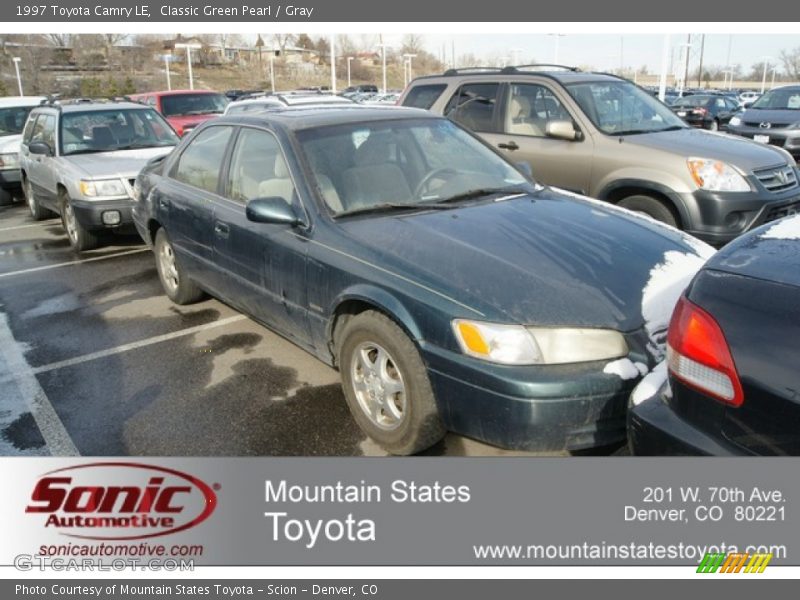 Classic Green Pearl / Gray 1997 Toyota Camry LE