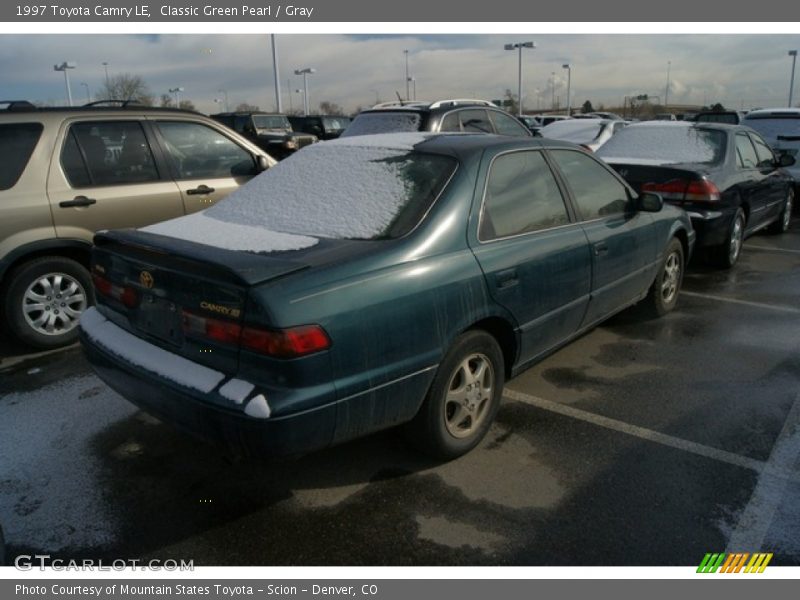 Classic Green Pearl / Gray 1997 Toyota Camry LE