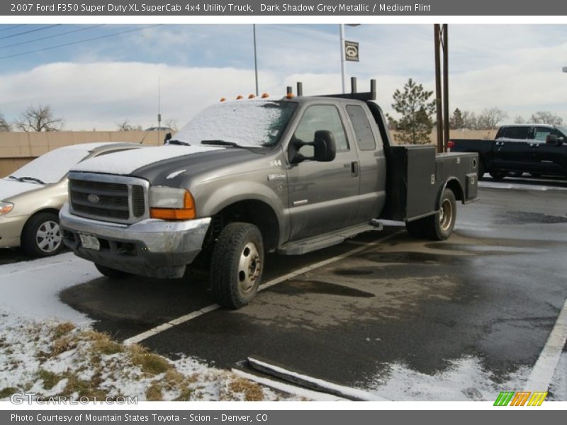 Dark Shadow Grey Metallic / Medium Flint 2007 Ford F350 Super Duty XL SuperCab 4x4 Utility Truck