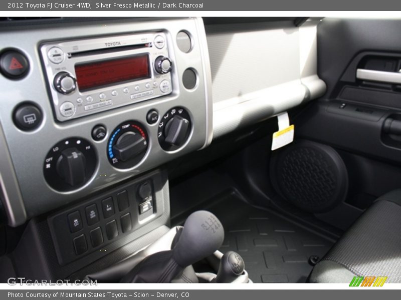 Silver Fresco Metallic / Dark Charcoal 2012 Toyota FJ Cruiser 4WD