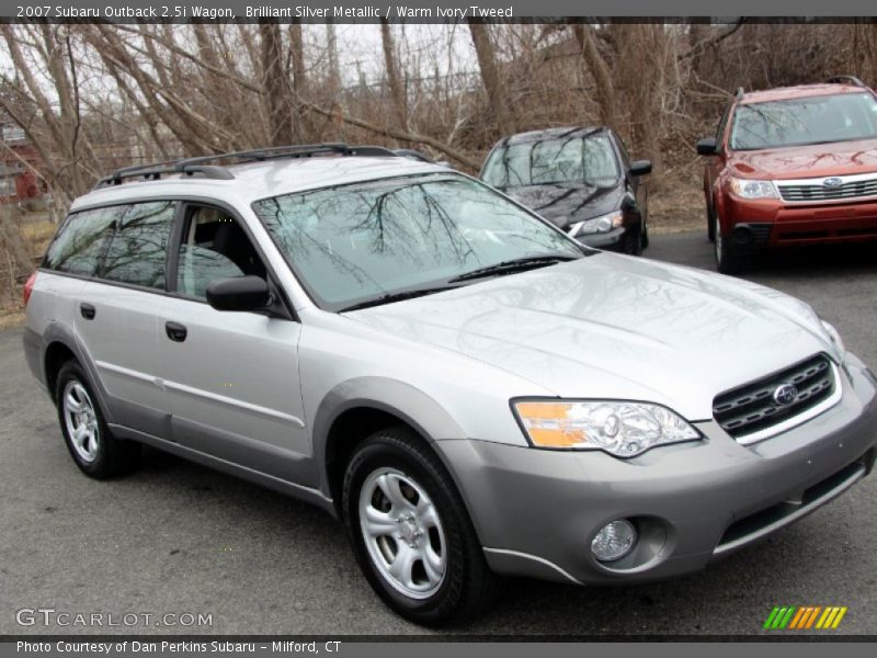 Brilliant Silver Metallic / Warm Ivory Tweed 2007 Subaru Outback 2.5i Wagon
