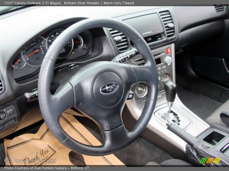Brilliant Silver Metallic / Warm Ivory Tweed 2007 Subaru Outback 2.5i Wagon