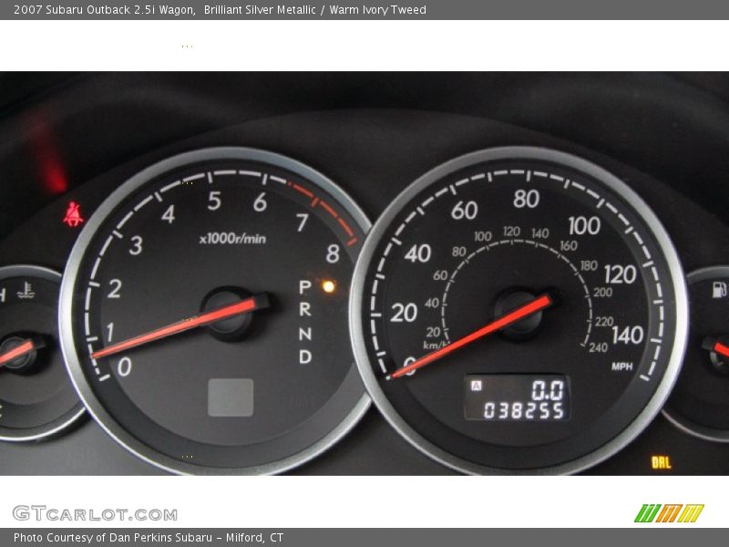 Brilliant Silver Metallic / Warm Ivory Tweed 2007 Subaru Outback 2.5i Wagon