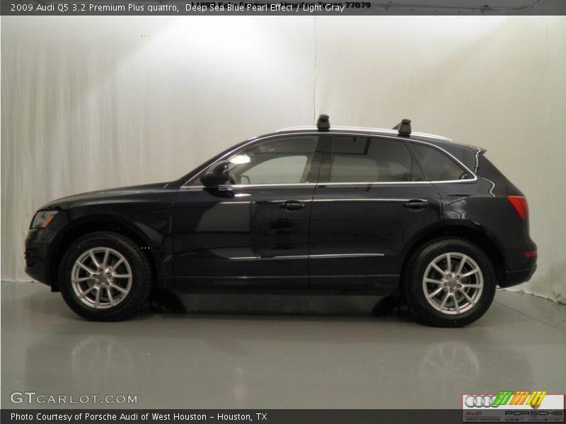 Deep Sea Blue Pearl Effect / Light Gray 2009 Audi Q5 3.2 Premium Plus quattro