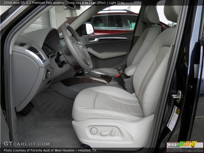 Deep Sea Blue Pearl Effect / Light Gray 2009 Audi Q5 3.2 Premium Plus quattro