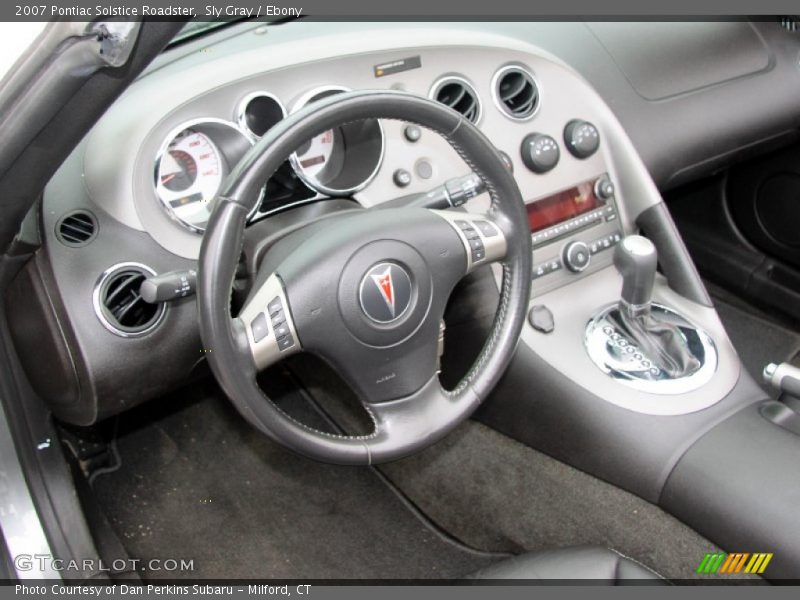Dashboard of 2007 Solstice Roadster
