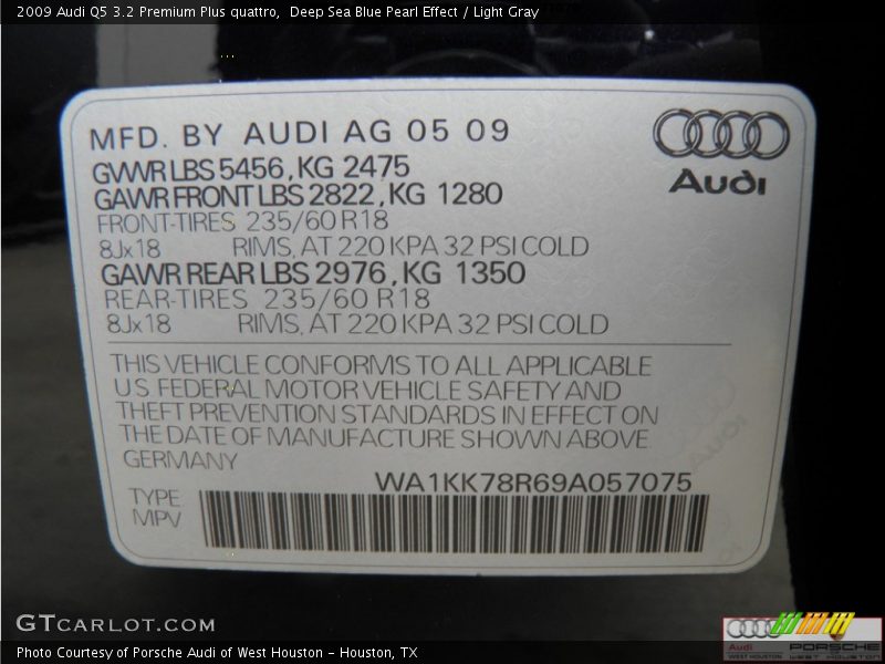Deep Sea Blue Pearl Effect / Light Gray 2009 Audi Q5 3.2 Premium Plus quattro