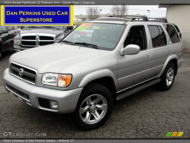 Glacier Pearl / Charcoal 2004 Nissan Pathfinder LE Platinum 4x4