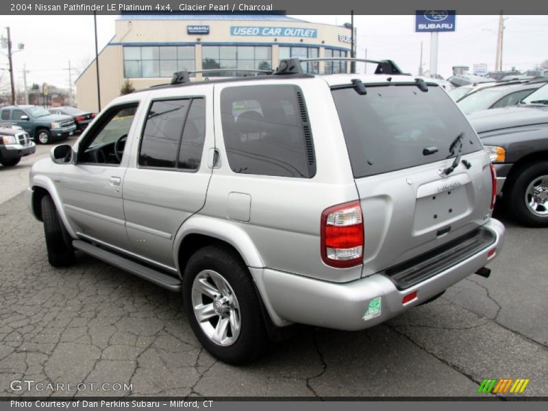 Glacier Pearl / Charcoal 2004 Nissan Pathfinder LE Platinum 4x4