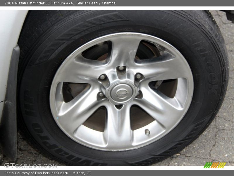 Glacier Pearl / Charcoal 2004 Nissan Pathfinder LE Platinum 4x4
